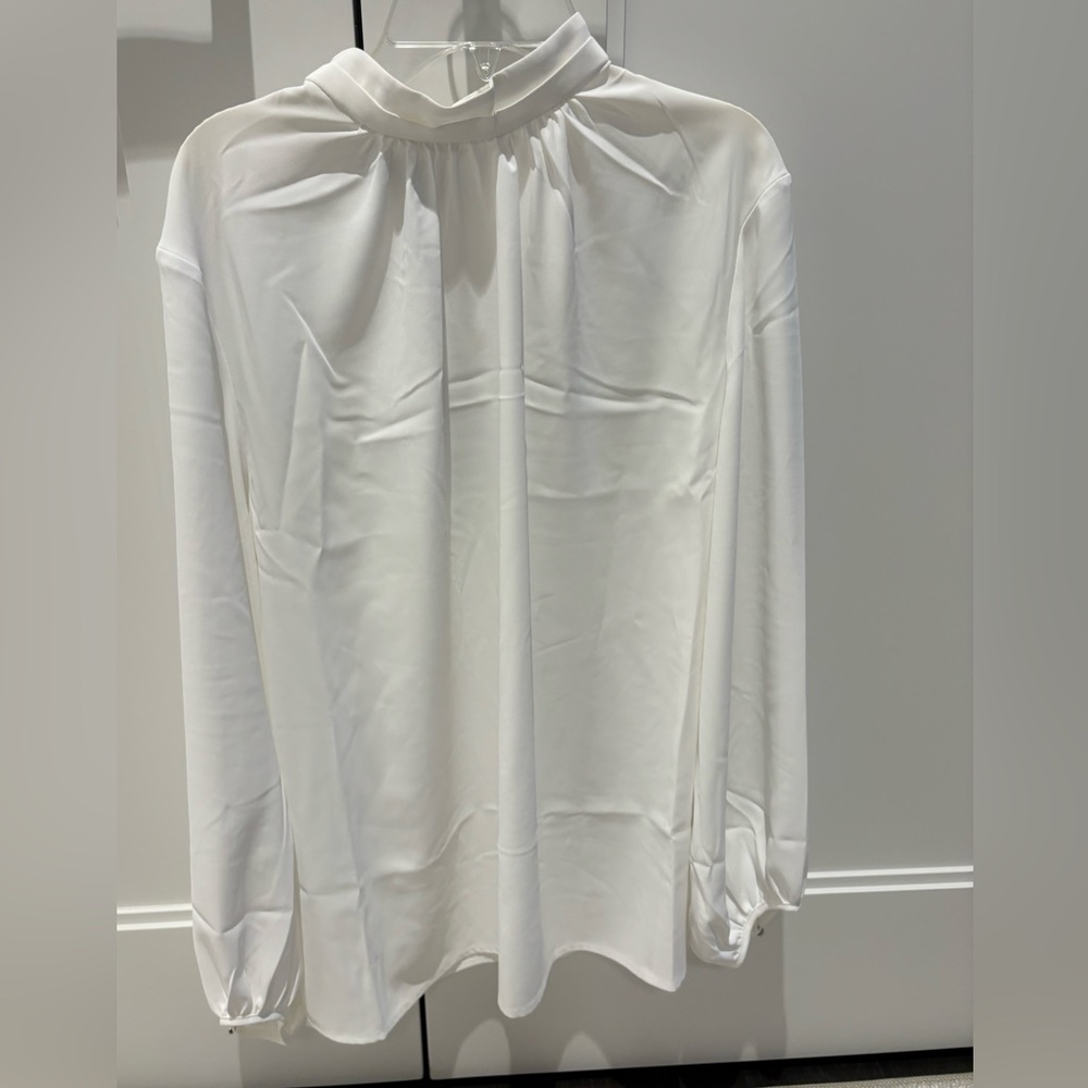 Misook NWT white long sleeve blouse